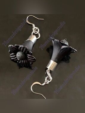 Matte Black Aromatherapy Flower Earrings